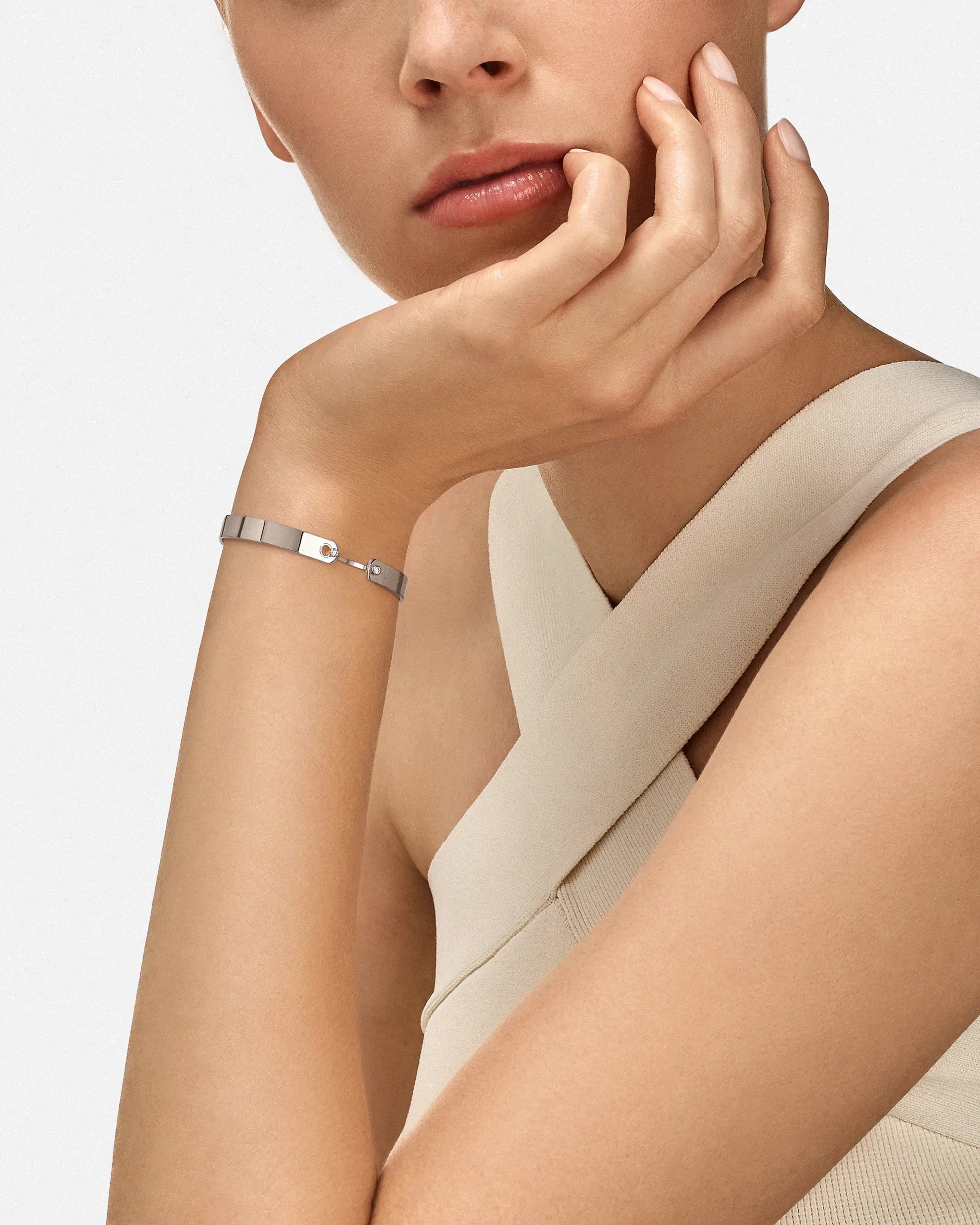 Monday Morning Gm Mood Bangle In White Gold Nouvel Heritage 8716