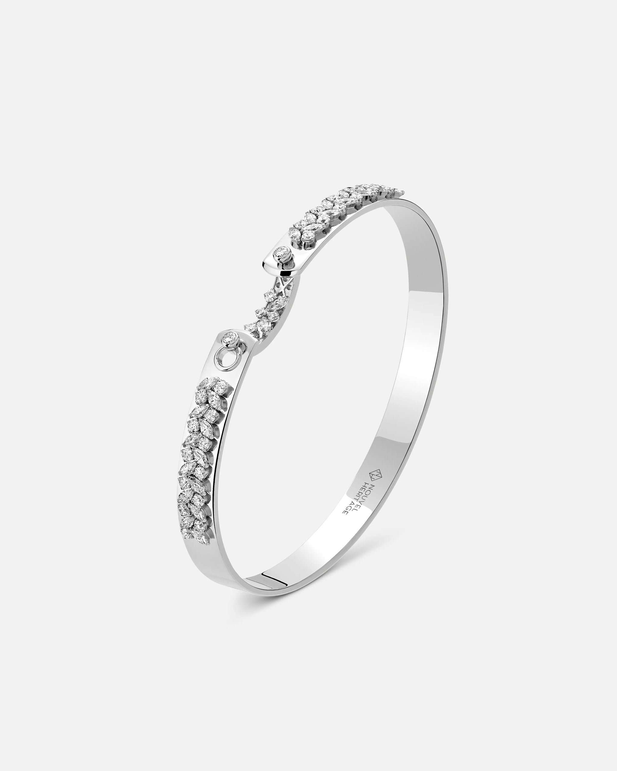 Soirée Mood Bangle in White Gold - 1 - Nouvel Heritage