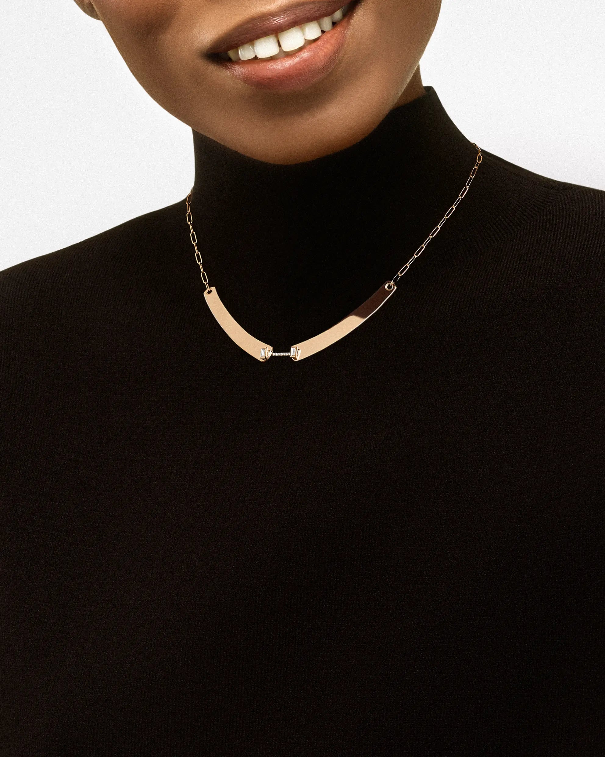 files/Mood_Necklace_Dinner-Date_RG_Model_NH61014.webp - Nouvel Heritage